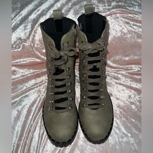 DV by Dolce Vita Women’s Boots in Green Size 10